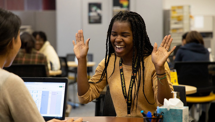 Students at a coaching session in the Student Success Center.